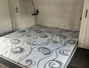 KZ Sportsmen SE 260BHSE