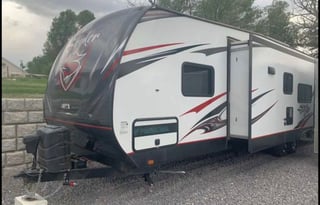 Super Shep's Pet Friendly Toy Hauler