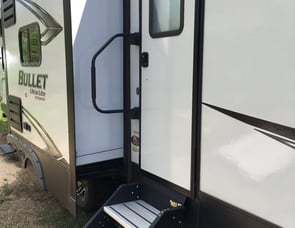 Keystone RV Bullet 330BHS