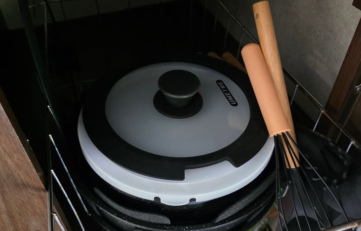 Cookware and cooking utensils