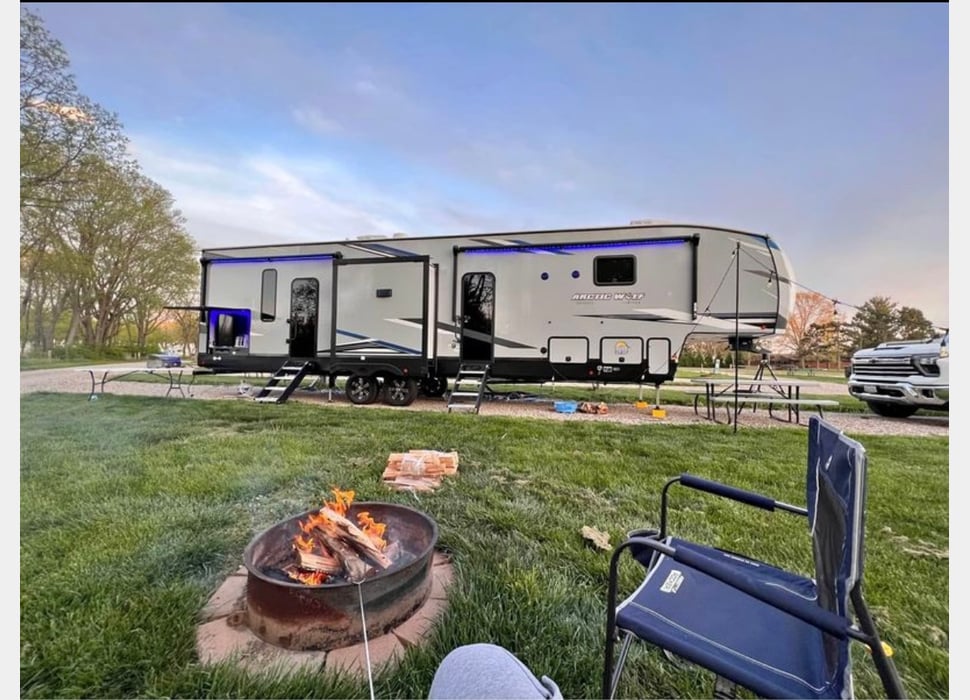 Fifth Wheel rentals in Lafayette