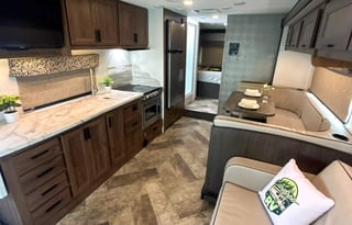 S14 - Luxury Medium Class C