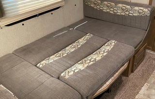 Spacious 2017 Forest River Flagstaff Superlite