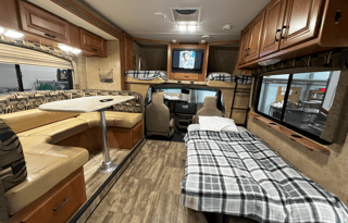 2016 Forest River RV Sunseeker 2700DS Ford