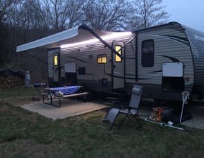 Keystone RV Hideout 28BHS