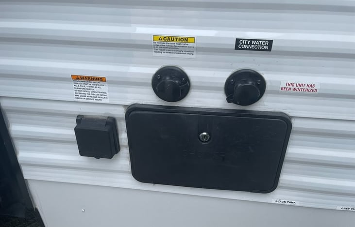 Outdoor shower and hookups