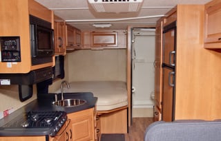 2018 Thor Motor Coach Majestic 23A