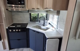 2023 Winnebago Minnie Winnie 2529RG