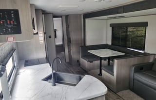 2022 Dutchmen RV Coleman Lantern Series 334BH