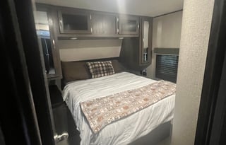 The Skyward Suite: Your Flight to Adventure.