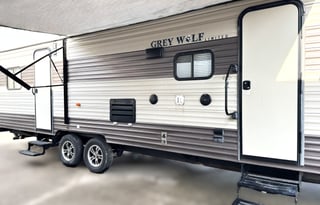 2017 Forest River Cherokee Grey Wolf Toy Hauler