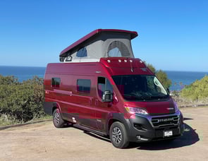 Winnebago Solis 59P