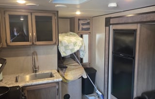 "We only do delivery and pick up ."