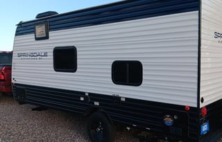 2025 20' Bunkhouse with Front RV Queen Bed, Cute!
