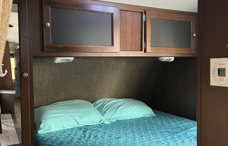 Front bedroom with short queen memory foam mattress "8' thick"