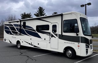 Mandy and DJ's family and Pet friendly RV