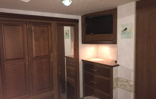 04 Winnebago Journey (A great rolling vacation)