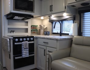 Thor Motor Coach Freedom Elite 30FE