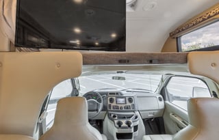 "Fourwinds Funhaus" - 6 bed Bunkhouse C Class RV