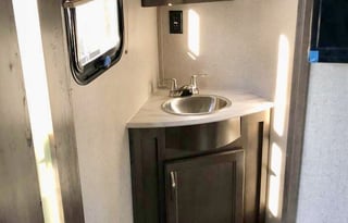 2019 Dutchman Voltage 3605