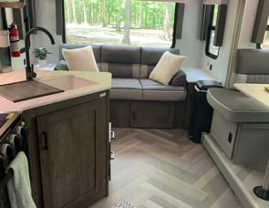 Forest River RV Salem Cruise Lite 241RLXL
