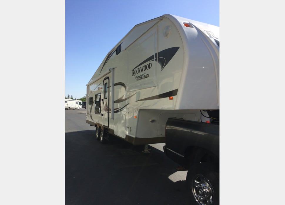 Fifth Wheel rentals in Alamo