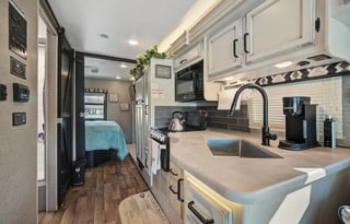 2020 Rv On The Move w/3 Smart Tv's(YouTube Tv)