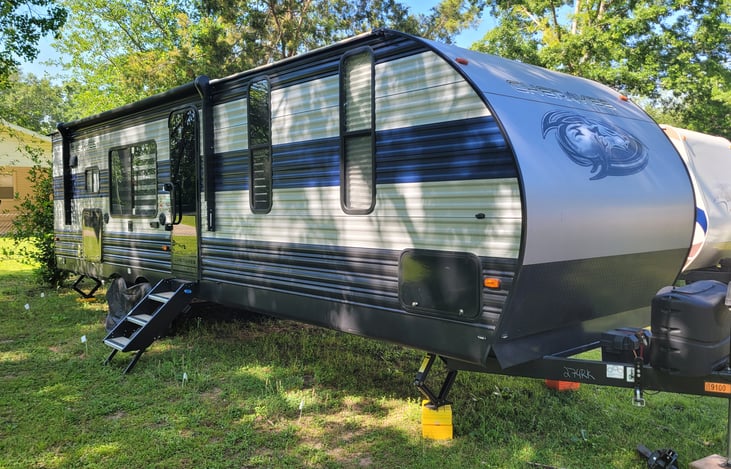Plenty of room. Front bedroom has full-size Queen mattress, sofa folds down, kitchen table folds down. Easy to pull by 1/2 ton truck.