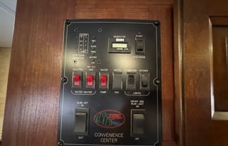 Adventure Ready RV | Sleeps 10 | Backup+Side Cams|