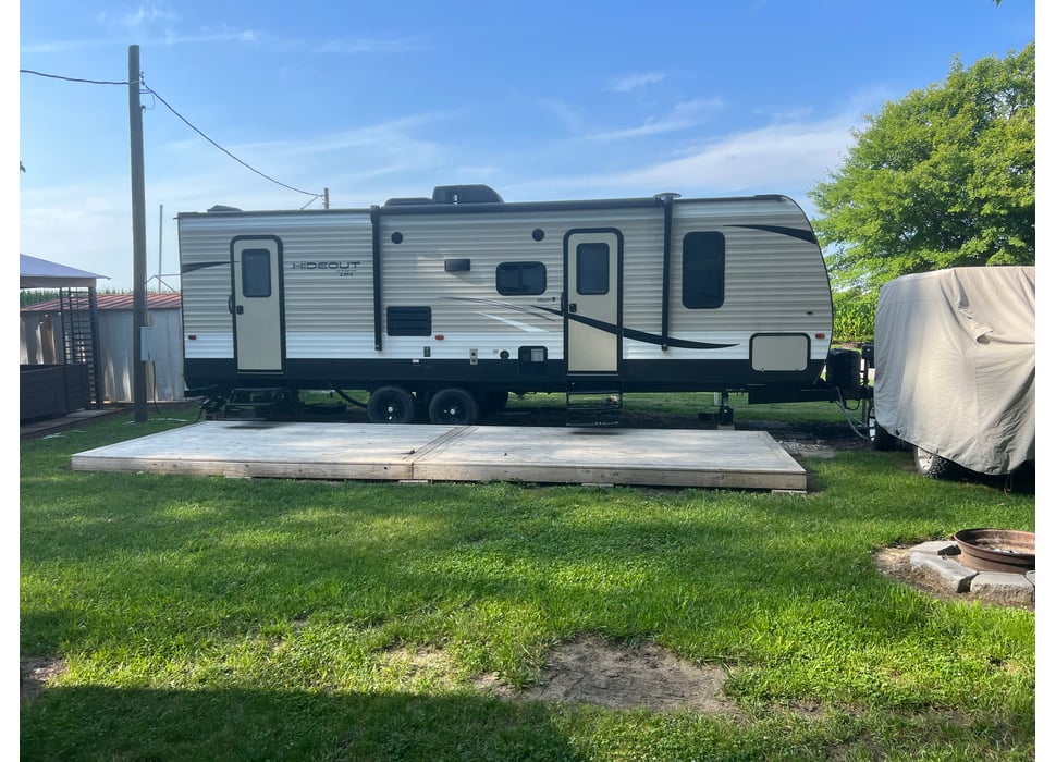 Travel Trailer rentals in Dexter