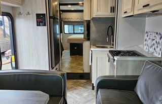 2022 Forest River Sunseeker 3250DS LE
