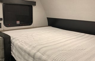 BRAND NEW 2021 Wolf Pup BLACK LABEL 16BHSBL