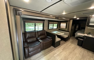 2018 Grand Design Imagine 2800BH