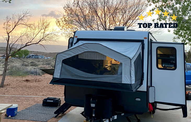 Slide out on the side makes the inside incredibly roomy