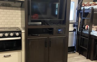 2022 Jayco Jay Feather 24BH