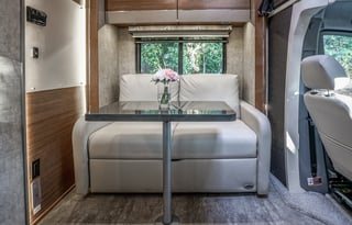 2018 Winnebago Navion 24V - DB