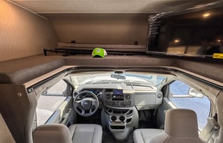 Freelander Luxury Bunk Class C