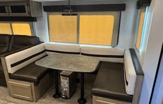 2022 Palomino Puma 28DBFQ