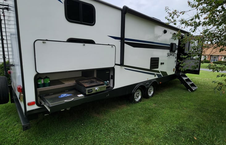 front of rv with a very clean look