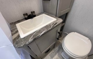 Bunkhouse 2022 Dutchmen Kodiak Ultra Lite 283BHSL