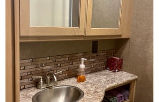 2020 Thor Motor Coach 30D At Tigerbunny Acres Farm