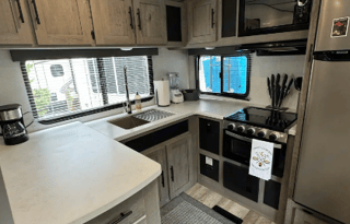 "Lincoln" 2021 Keystone Springdale BHSD1143