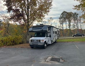 Thor Motor Coach Quantum LF31