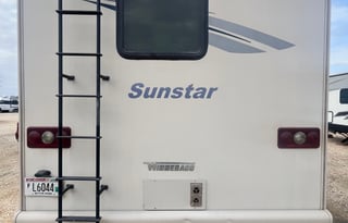 Get Out of Town 2018 Winnebago Sunstar 31BE