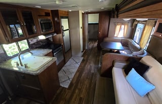 2017 Forest River RV Vibe 285BHS