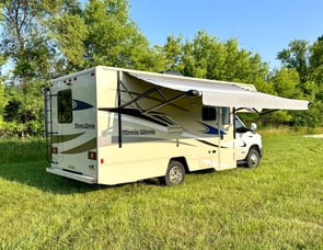 Winnebago Minnie Winnie 22M