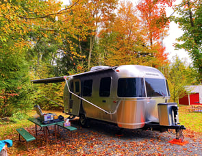 Airstream RV Caravel 22FB