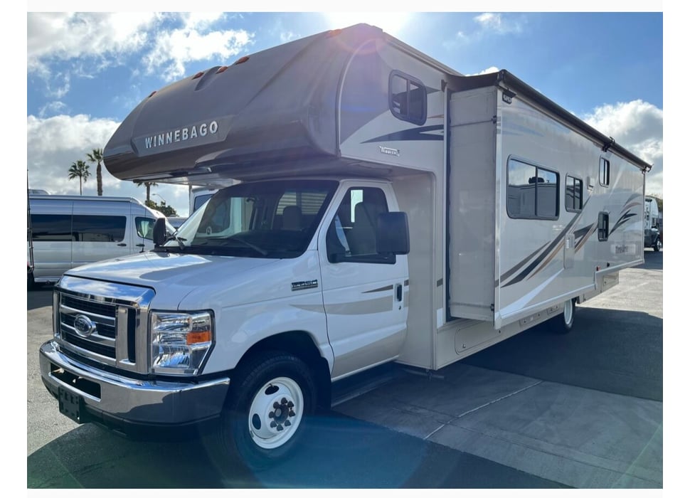 Class C Motor Home rentals in Las Vegas