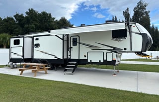 2023 Shasta Phoenix 367bh fifth wheel