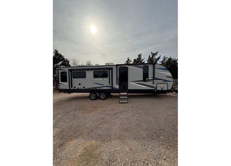 Travel Trailer rentals in Mustang